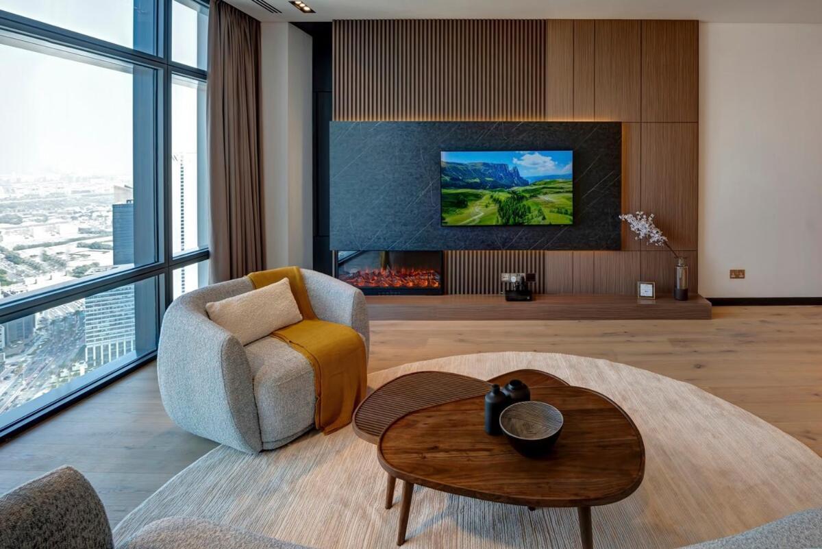Apartment Index Tower - Premium By Radiance